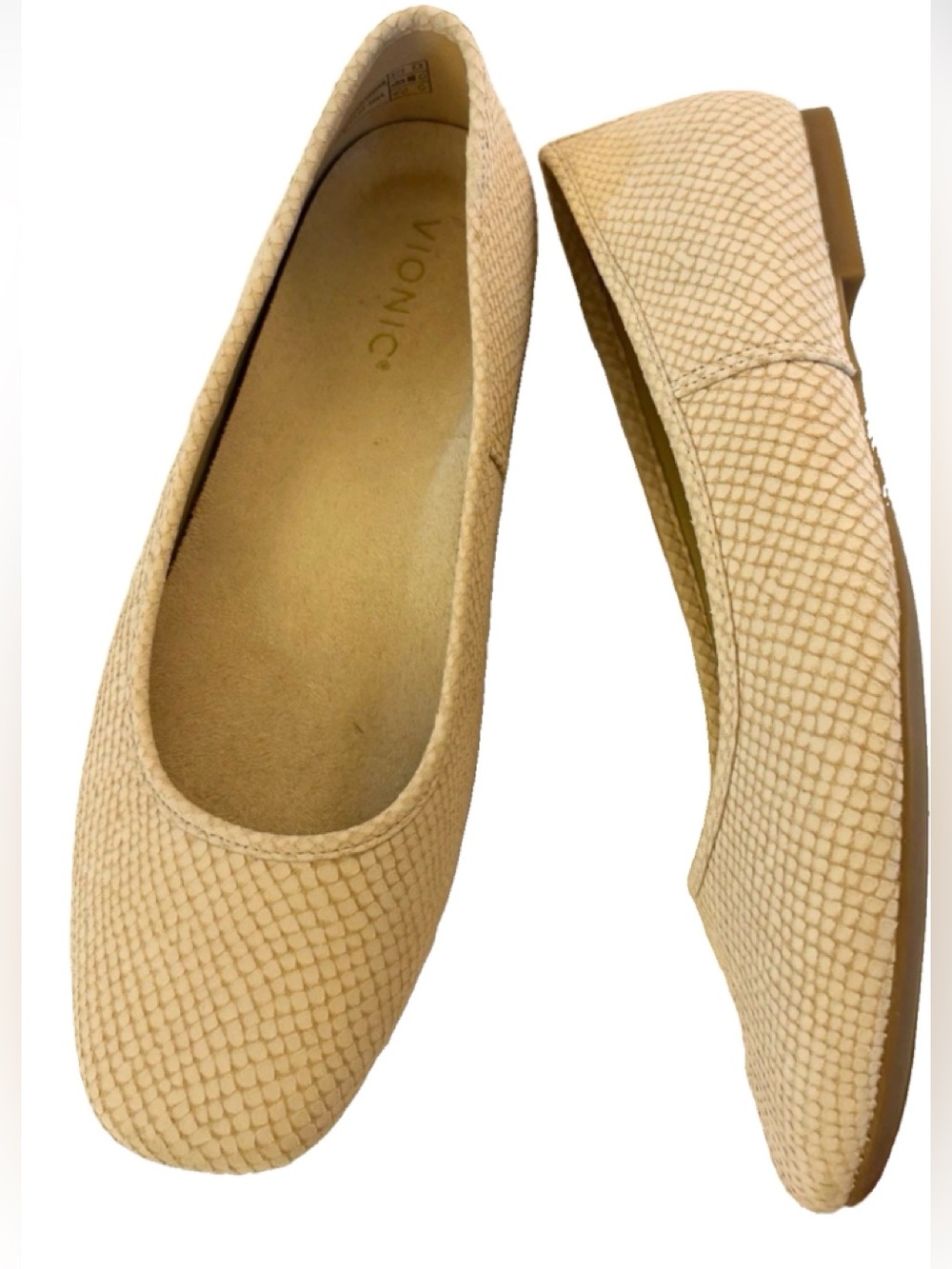 Vionic Grinda 2 Animal Print Flats in Beige US 9